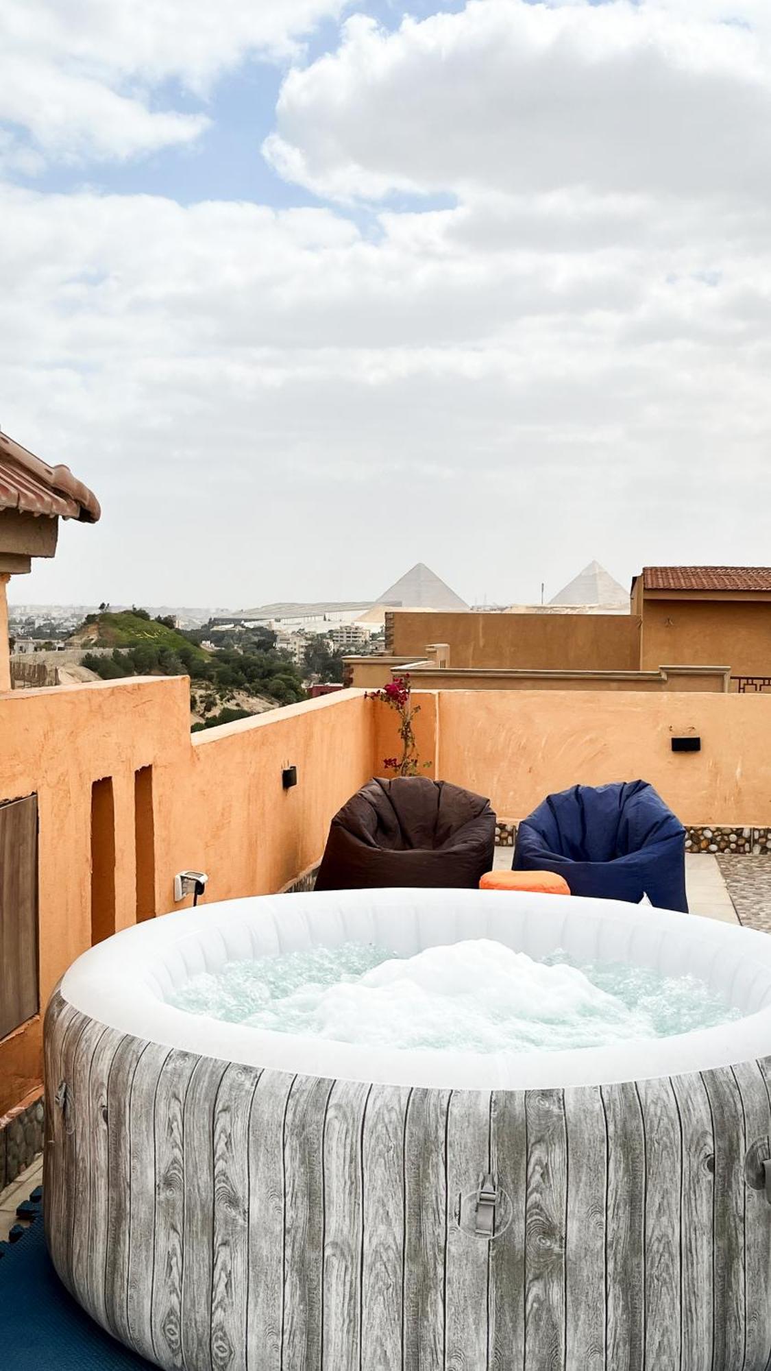 Boho Getaway With Pyramids View & Jacuzzi Διαμέρισμα Giza Εξωτερικό φωτογραφία